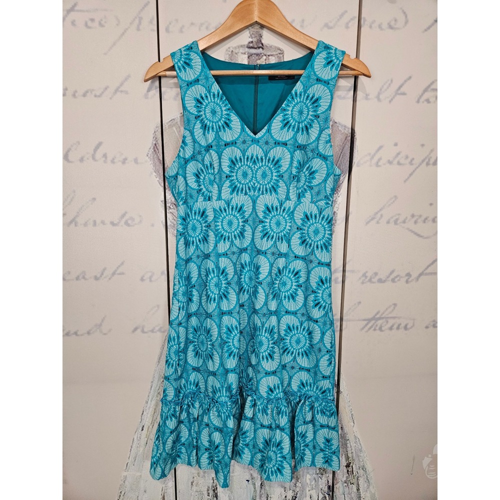 Trina Turk Teal Floral Lace Ruffle Hem Sleeveless V-Neck Shift Dress Size 6